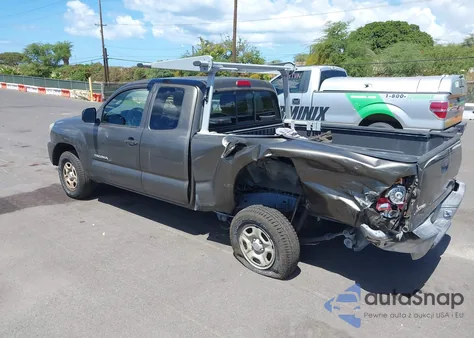 2013 Toyota Tacoma z USA, uszkodzony, nr VIN 5TFTX4CN3DX035944
